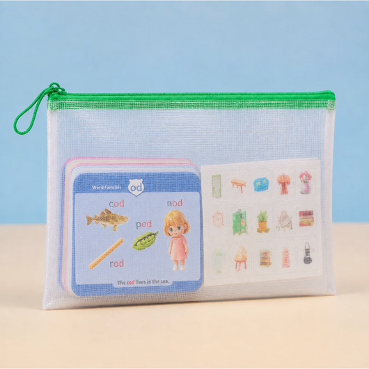 Flash card organizer pouch